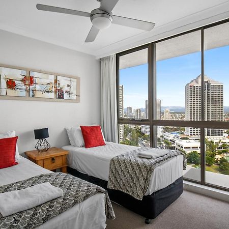 Capricorn One Beachside Holiday Apartments - Official Gold Coast Esterno foto