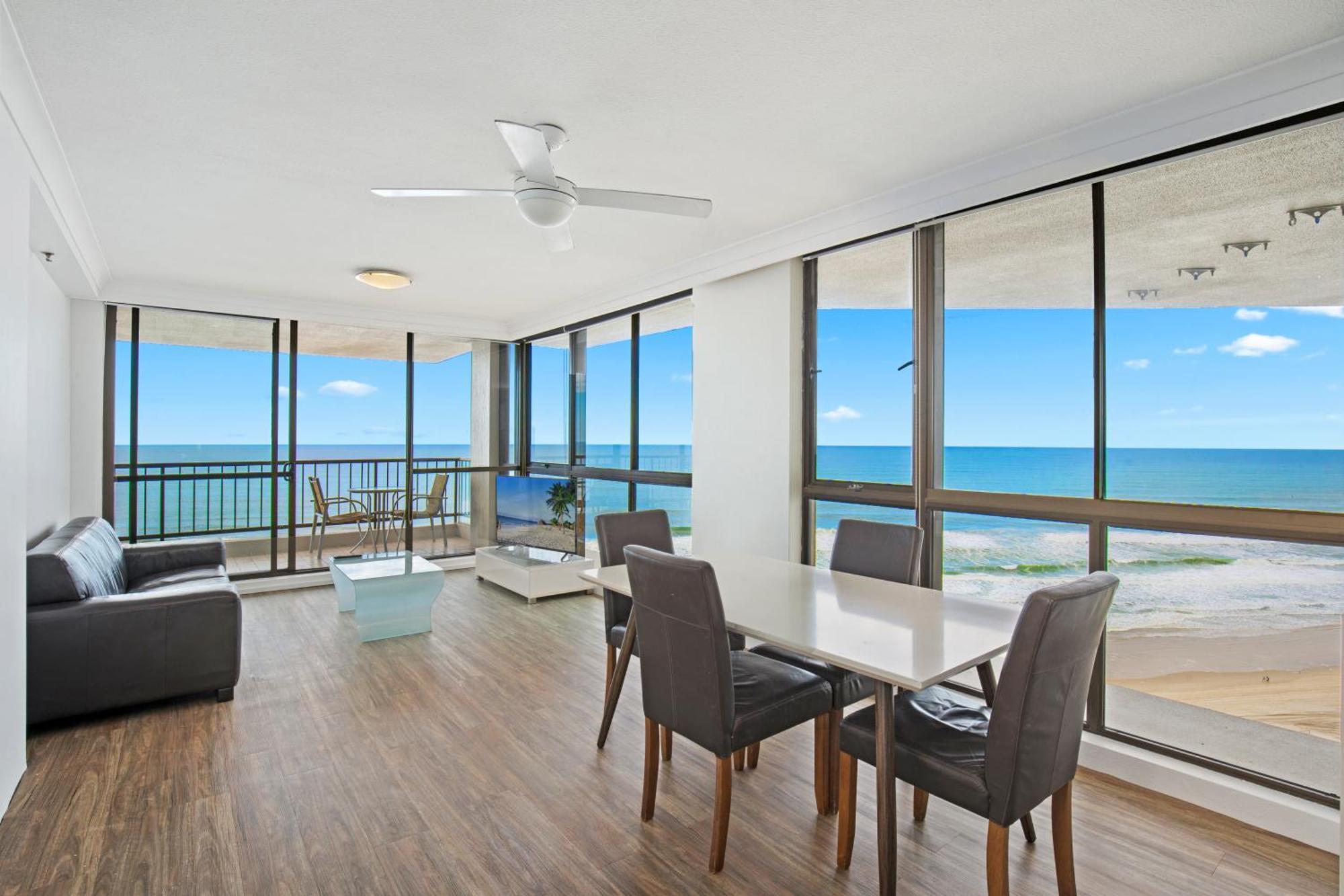 Capricorn One Beachside Holiday Apartments - Official Gold Coast Esterno foto