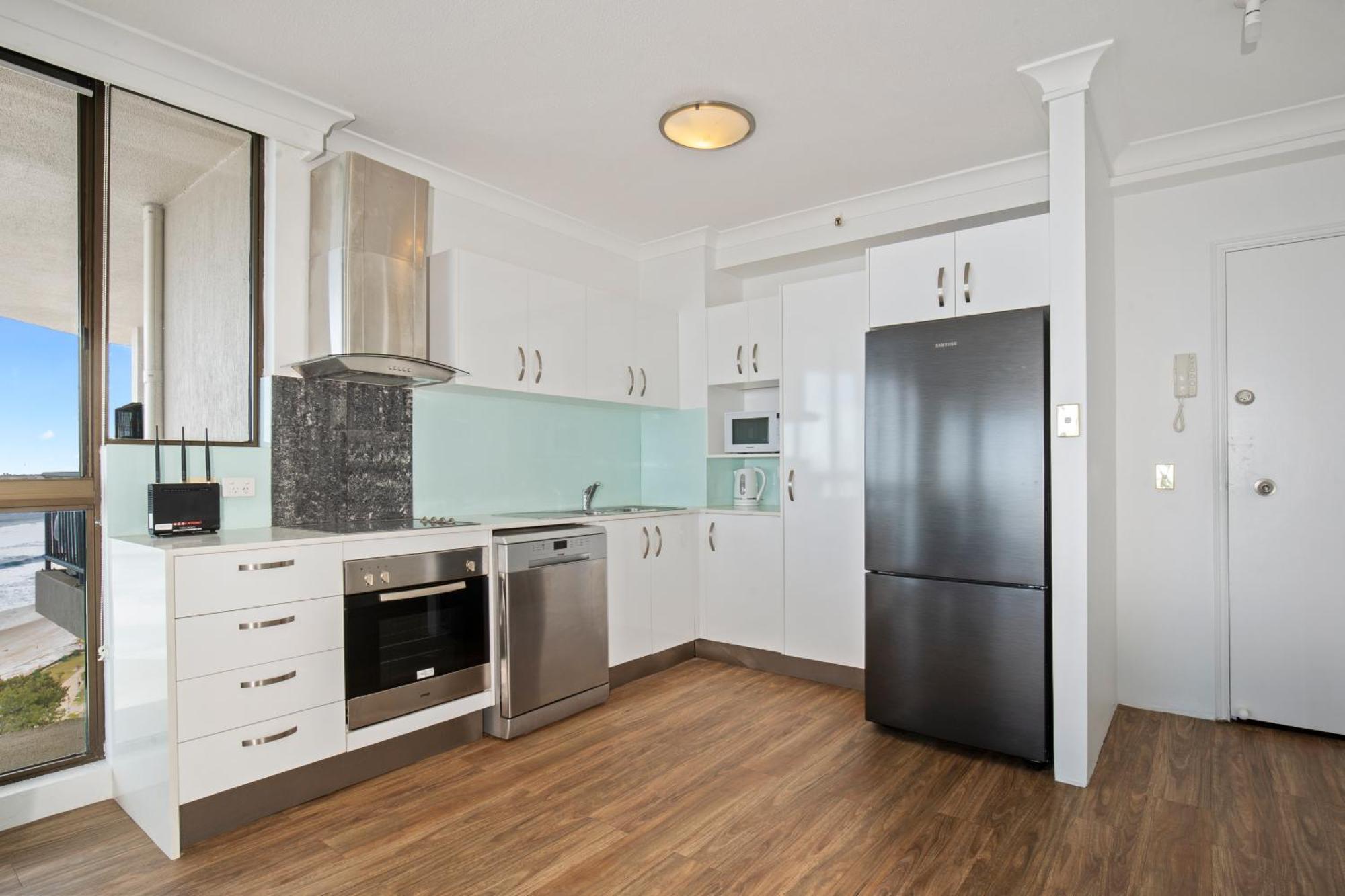 Capricorn One Beachside Holiday Apartments - Official Gold Coast Esterno foto