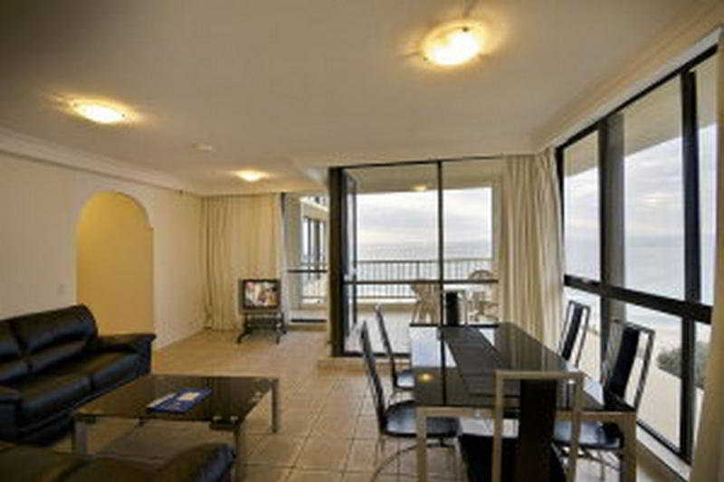 Capricorn One Beachside Holiday Apartments - Official Gold Coast Esterno foto