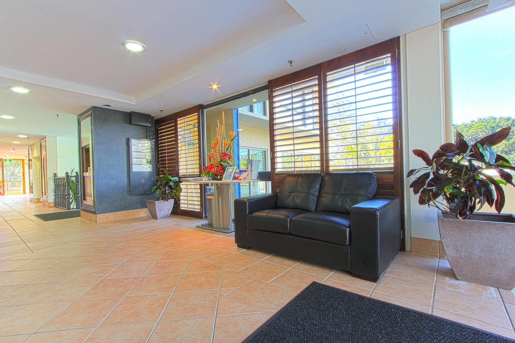 Capricorn One Beachside Holiday Apartments - Official Gold Coast Esterno foto