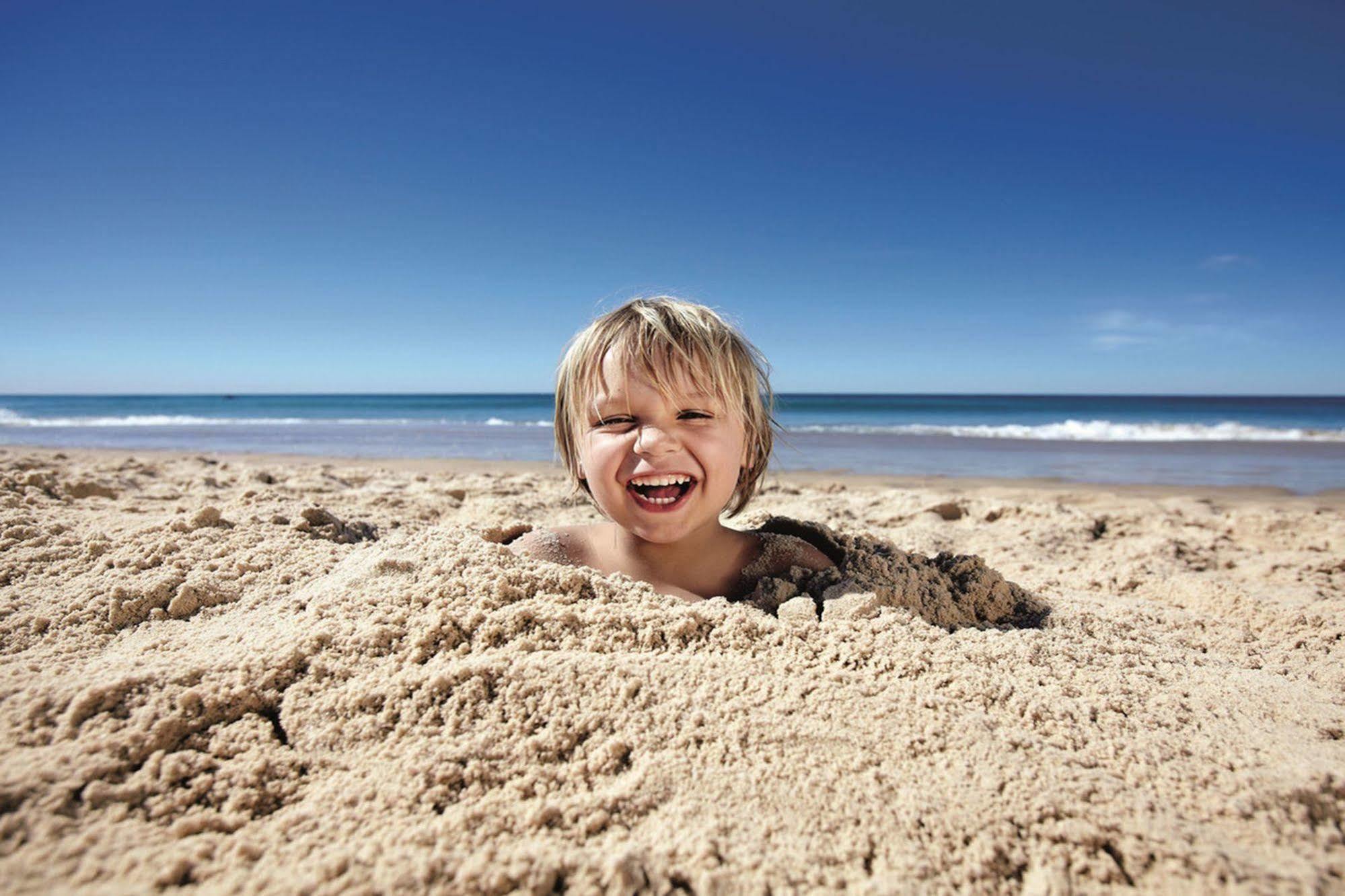 Capricorn One Beachside Holiday Apartments - Official Gold Coast Esterno foto